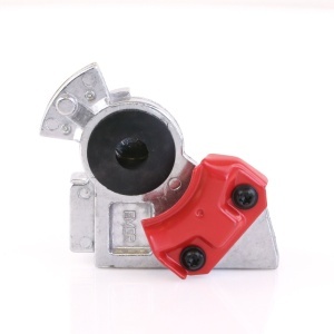 TR035093 |  Bracket Mount Red Emergency Gladhand (37 Degree)