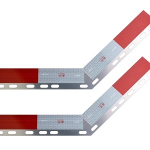 TRMFHREFA1412 | 135 Degree Mud Flap Reflectors